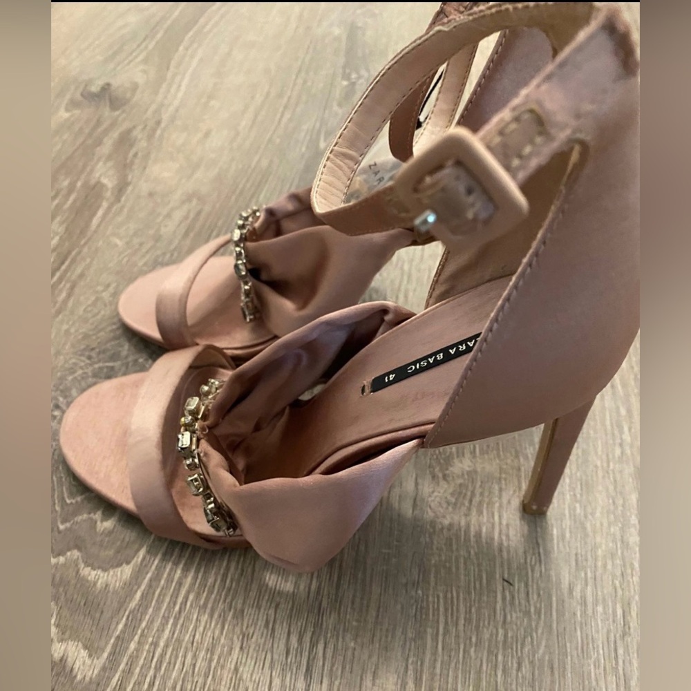Zara Chunky Crystal Embellished Satin Heels Sandals Size 41 - Picture 8 of 14